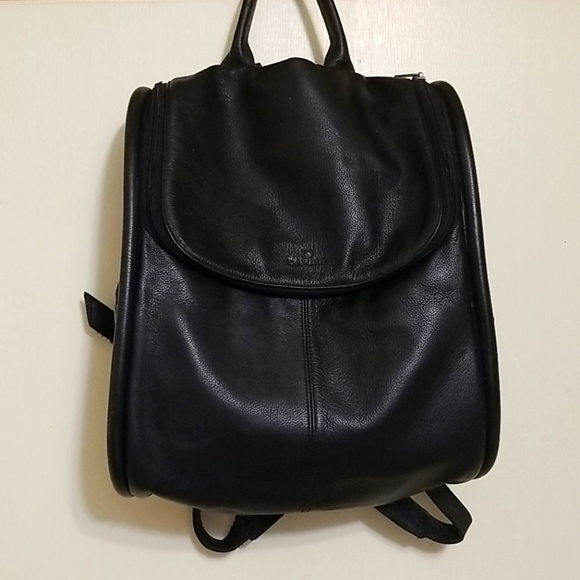 danier leather backpack